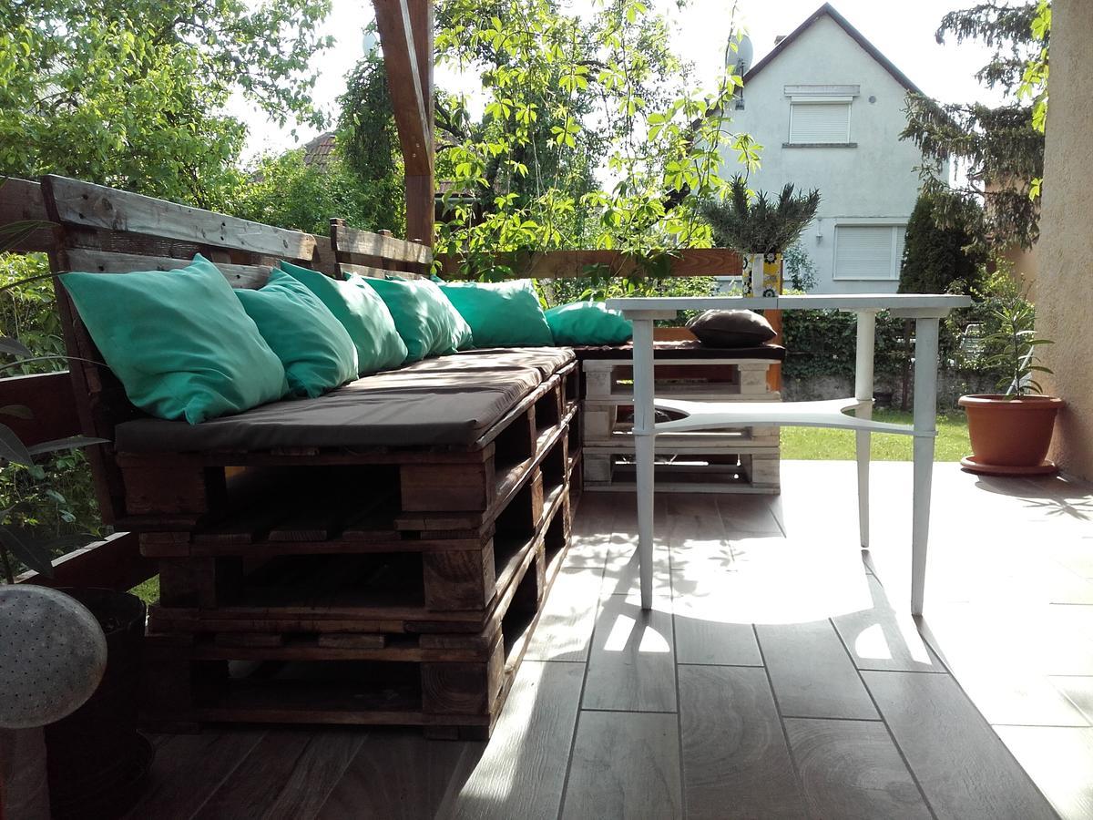 Menta Apartman Mezőkövesd Exterior foto